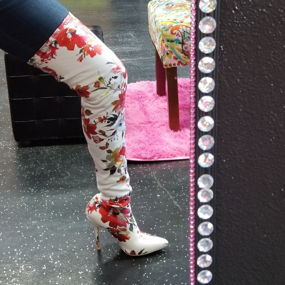 Women's thigh high boots